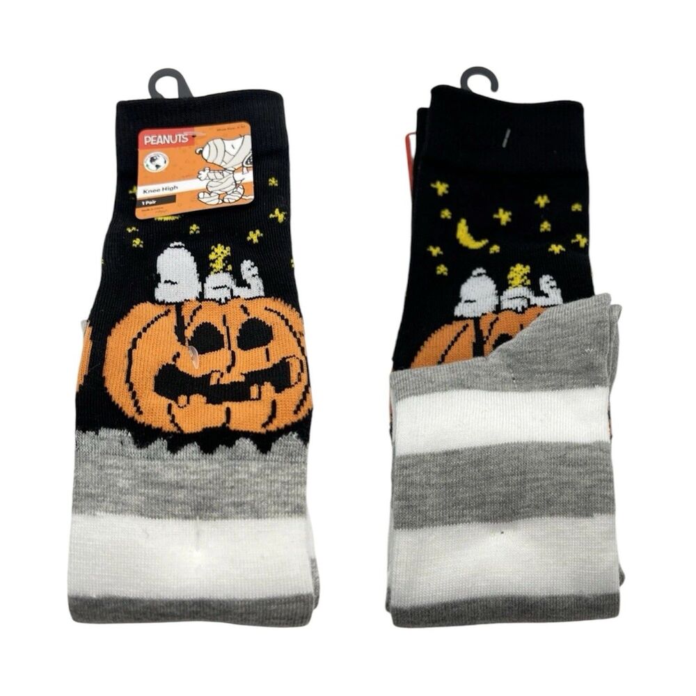 Peanuts Women's Snoopy Pumpkin Halloween Knee-High Socks, 1-Pack 4-10